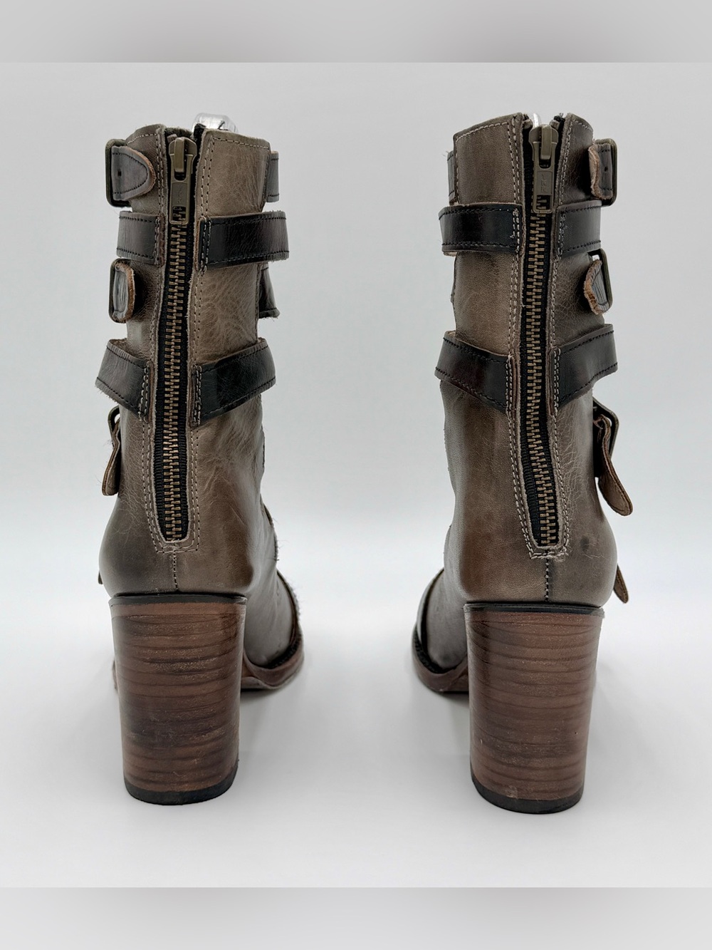Freebird by Steven Bond Stone Leather Gladiator Buckle Sandals | Size 8 NWOB - Picture 6 of 14